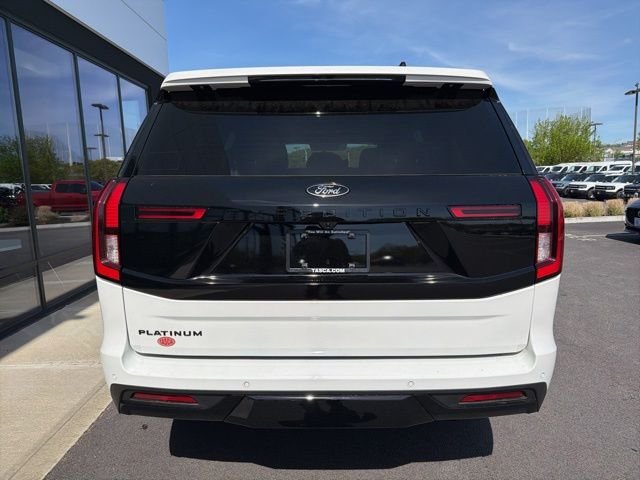 New 2026 Star White Metallic Tri-Coat Ford Platinum® image 4