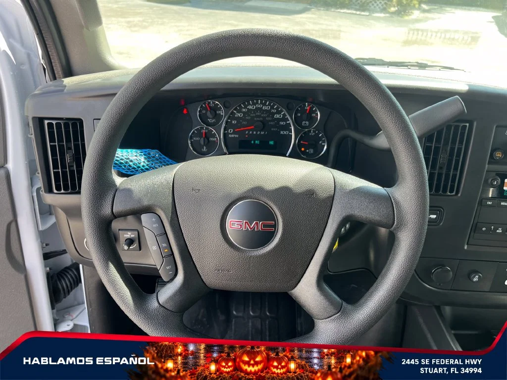 2026 GMC Savana Cargo Work Van - Photo 18