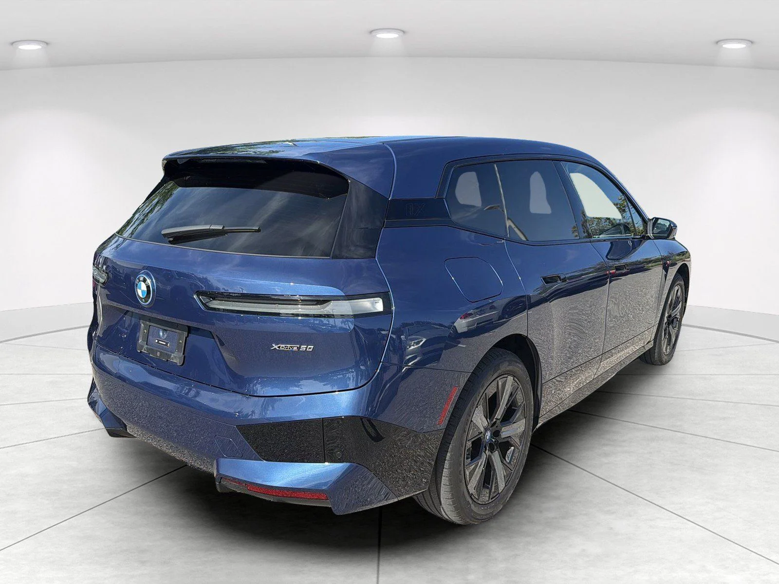 Certified Used 2024 Blue BMW xDrive50 image 4