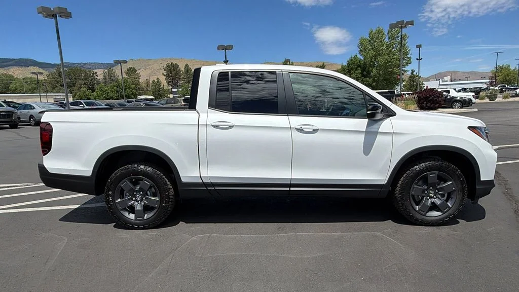 New 2026 Platinum White Pearl Honda TrailSport image 2