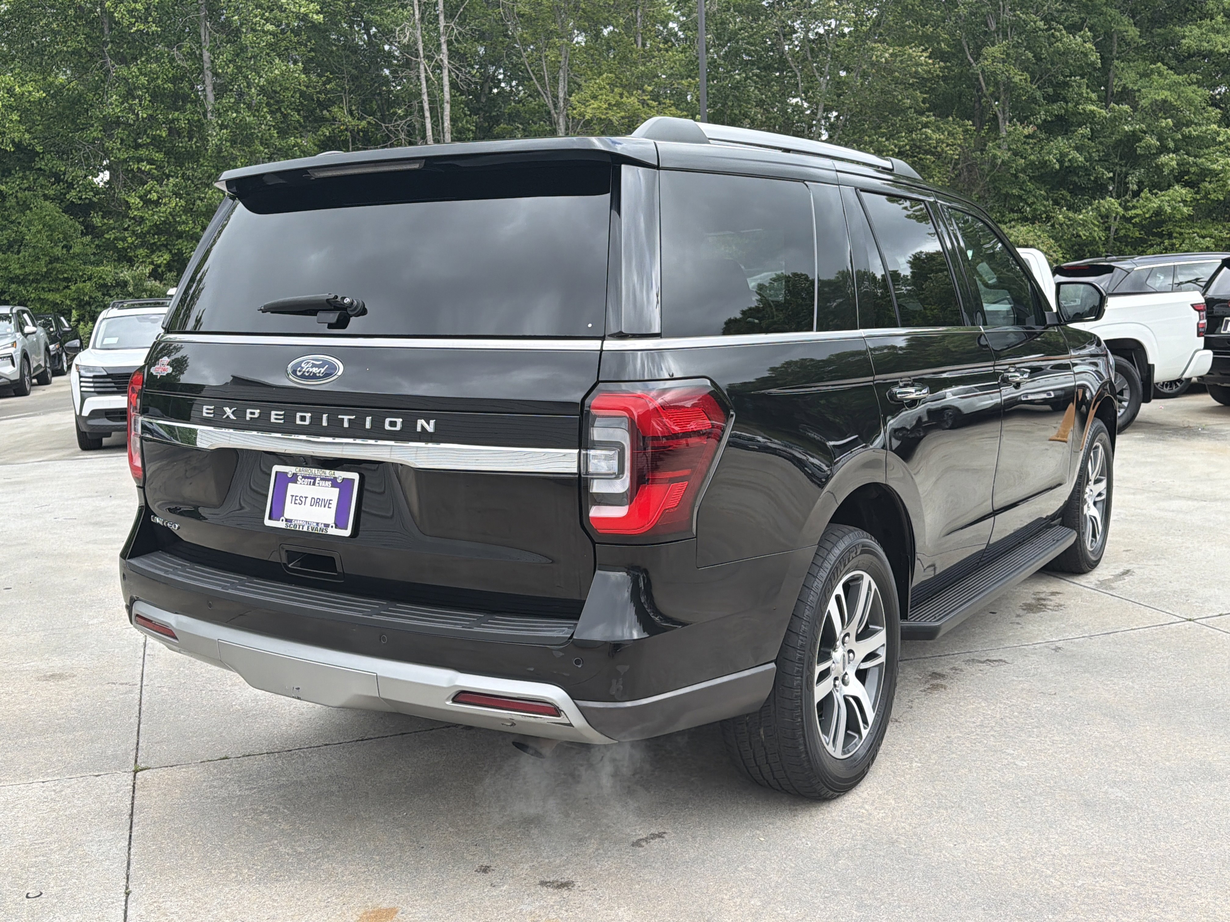 Used 2024 Black Ford Limited image 8
