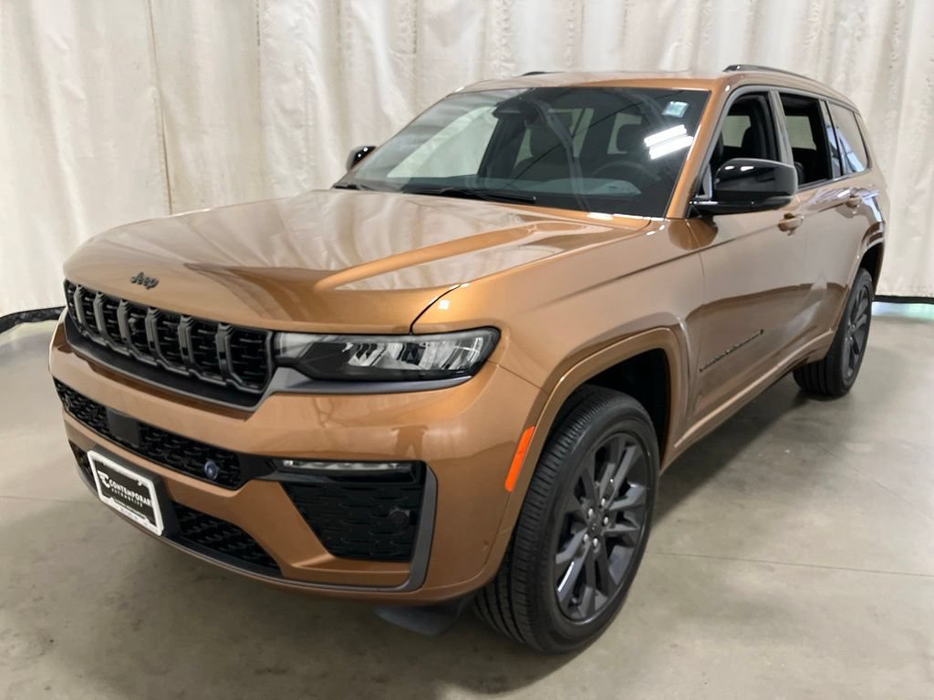 New 2026 Copper Shino Metallic Clear-Coat Exterior Paint Jeep Limited Reserve image 23