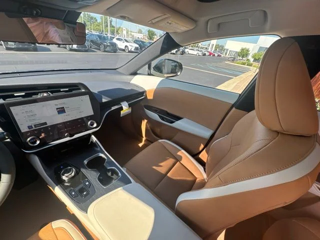 New 2026 Iridium Lexus PREMIUM AWD image 29