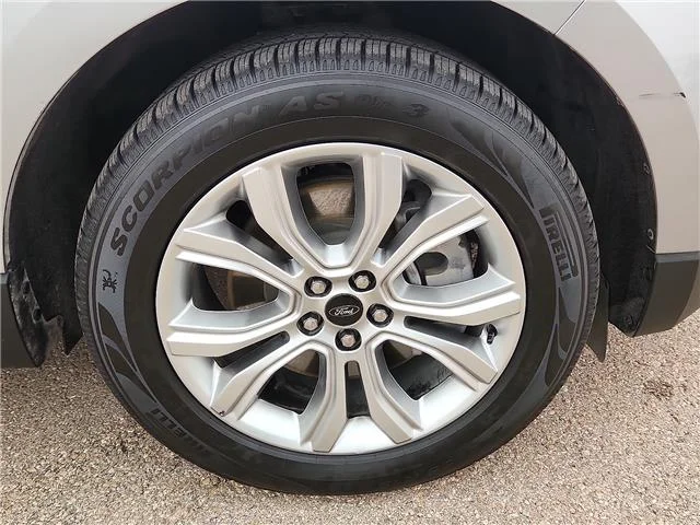 Used 2024 Iconic Silver M Ford Titanium All-Wheel Drive image 7