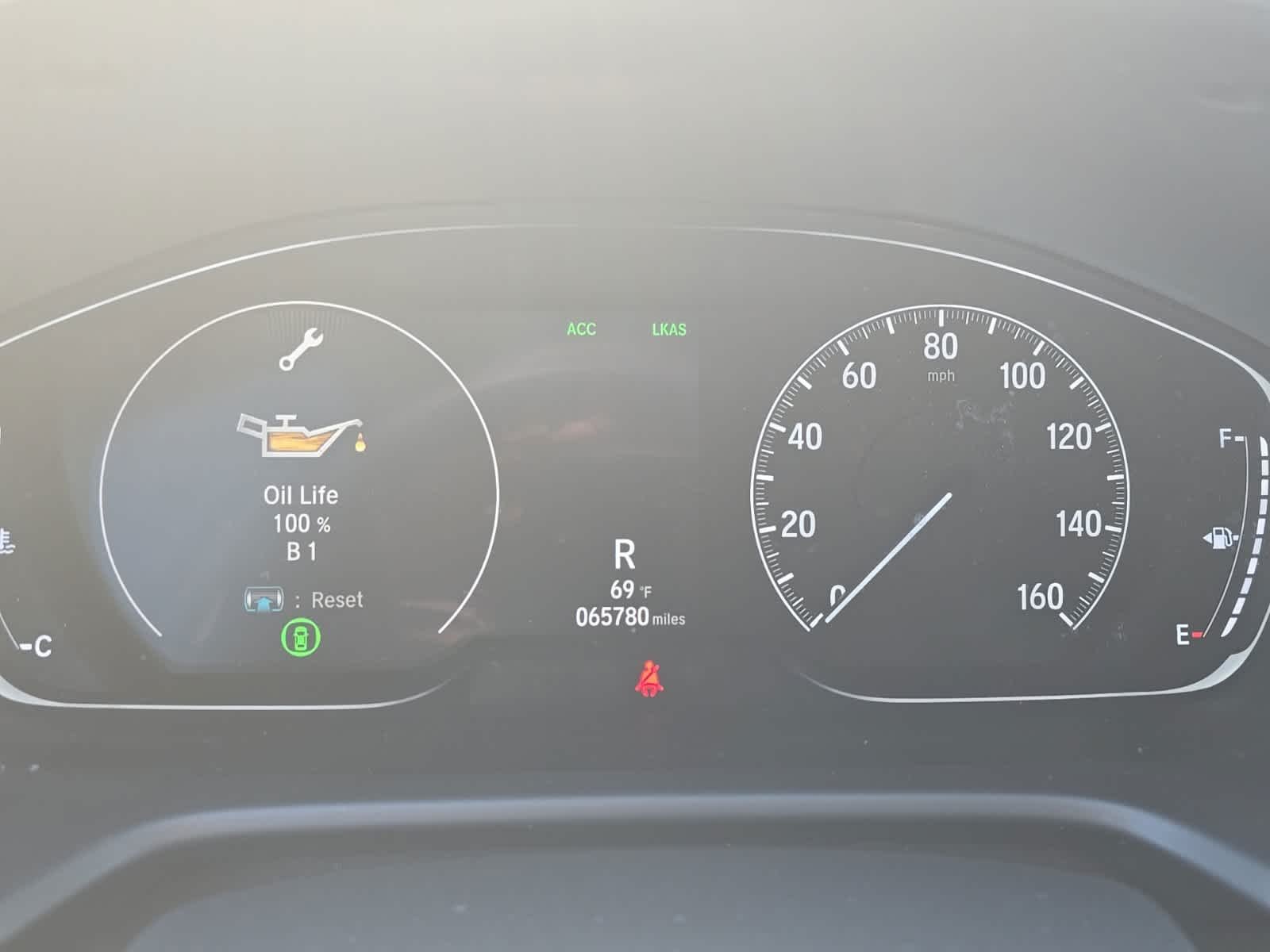 Used 2018 White Honda LX 1.5T image 27