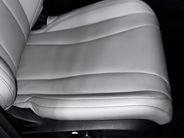 Used 2026 Solar Silver Metallic Acura w/Technology Package image 22