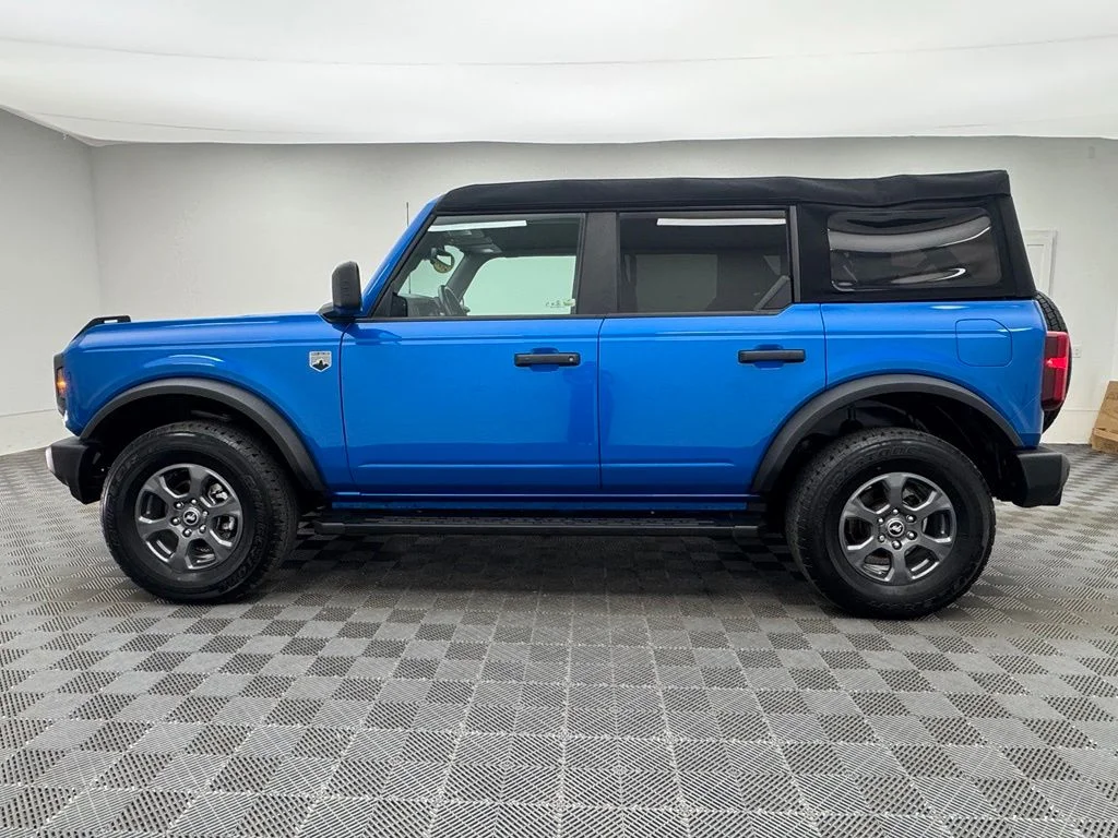 Used 2024 Blue Metallic Ford Big Bend image 11