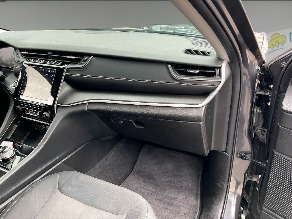 Used 2023 Metallic Jeep Laredo image 12