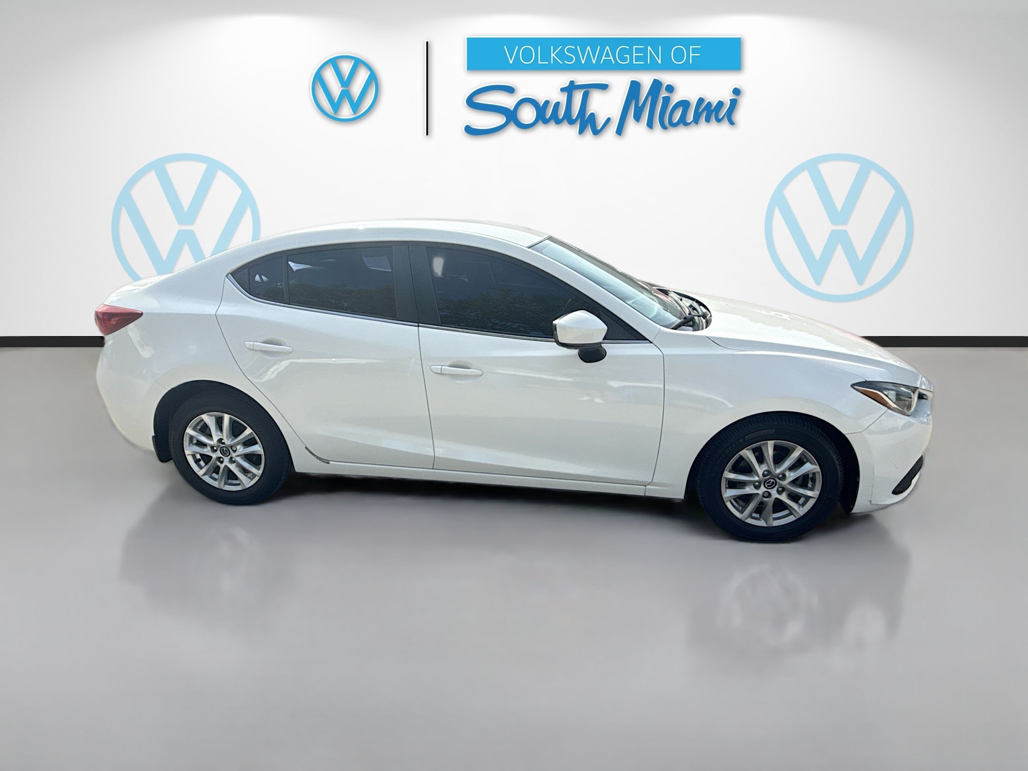 Used 2016 Snowflake White Pearl Mica Mazda i Sport image 8