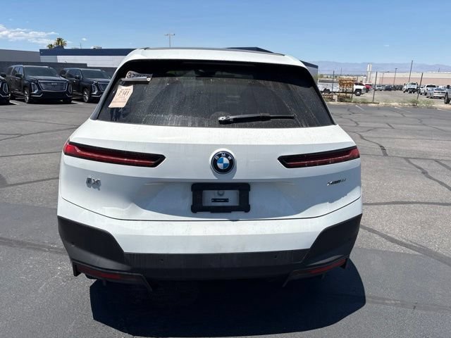 Used 2024 White BMW xDrive50 image 6