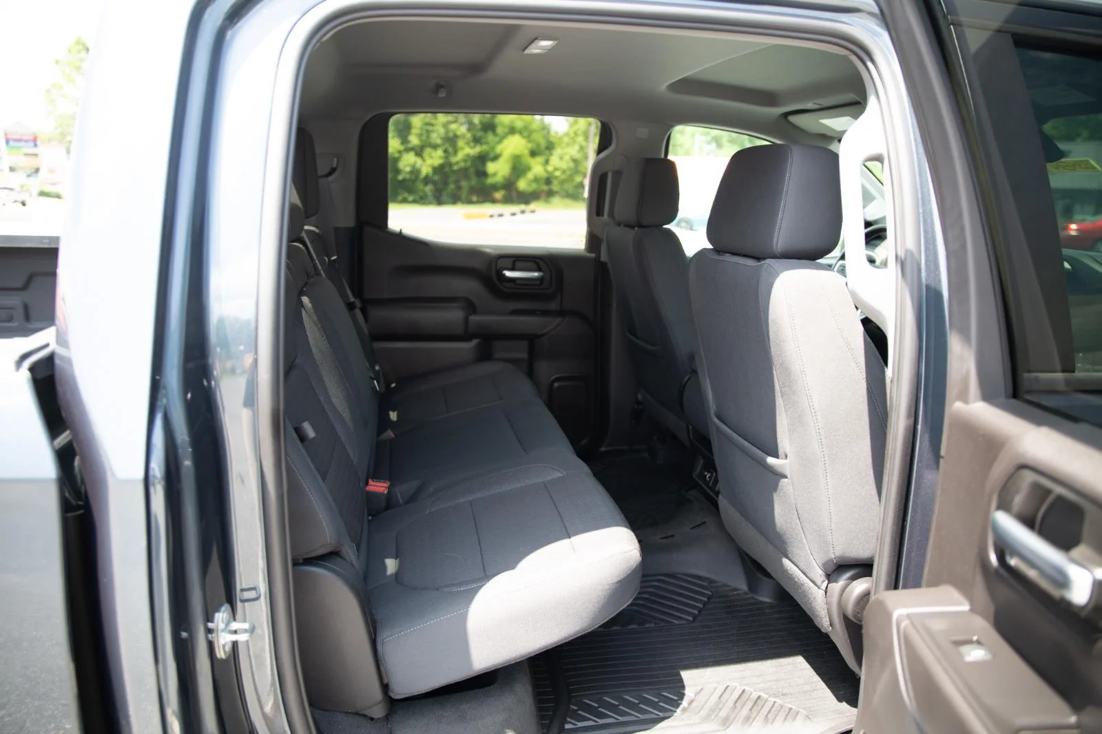 Used 2021 Shadow Gray Metallic Chevrolet LT image 21