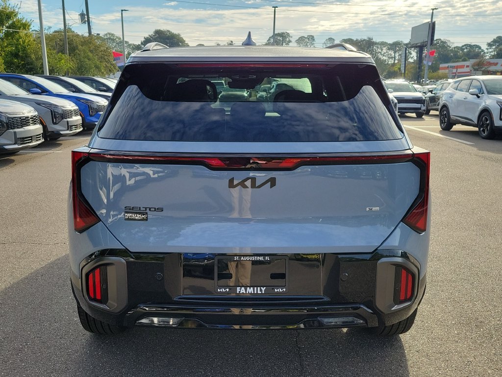 New 2027 Pale Gray Kia X-Line SX image 5