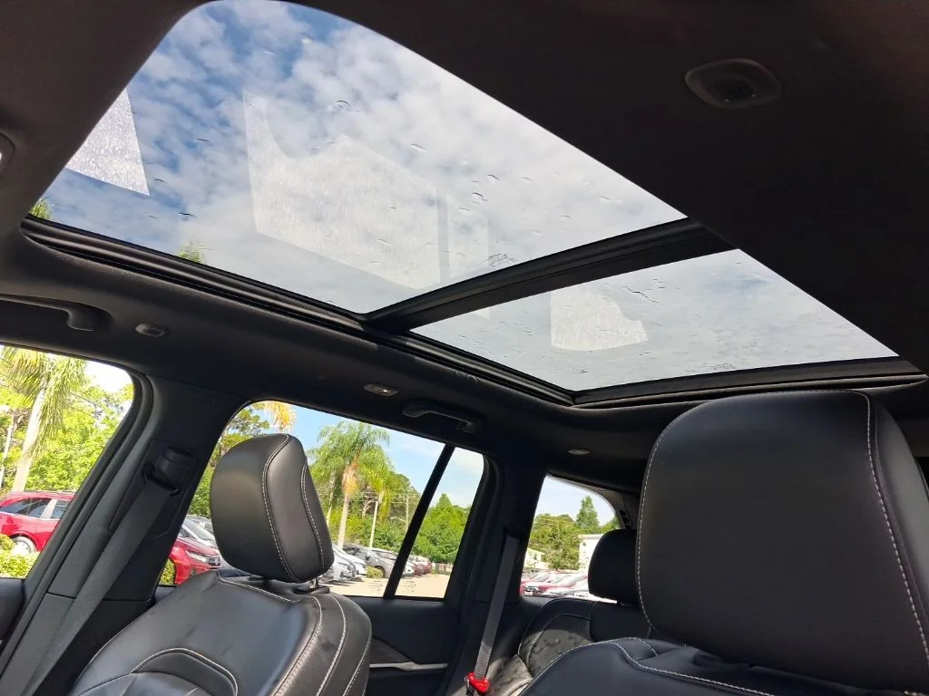 Used 2024 Black Jeep 4xe image 18