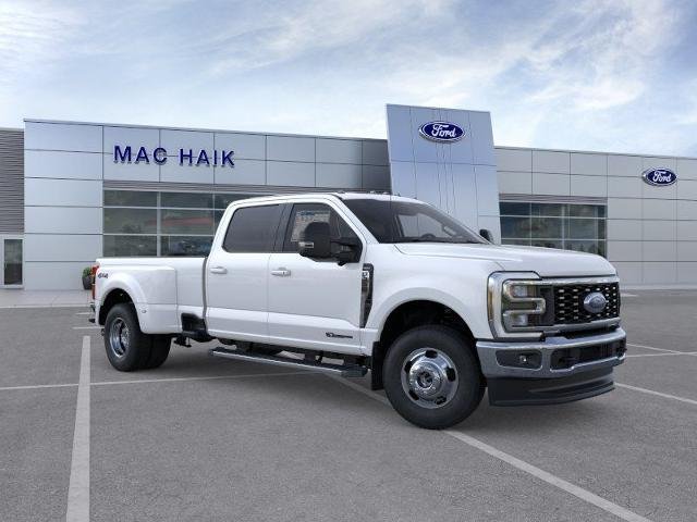 New 2026 Star White Metallic Tri-Coat Ford F-350® Lariat® image 29