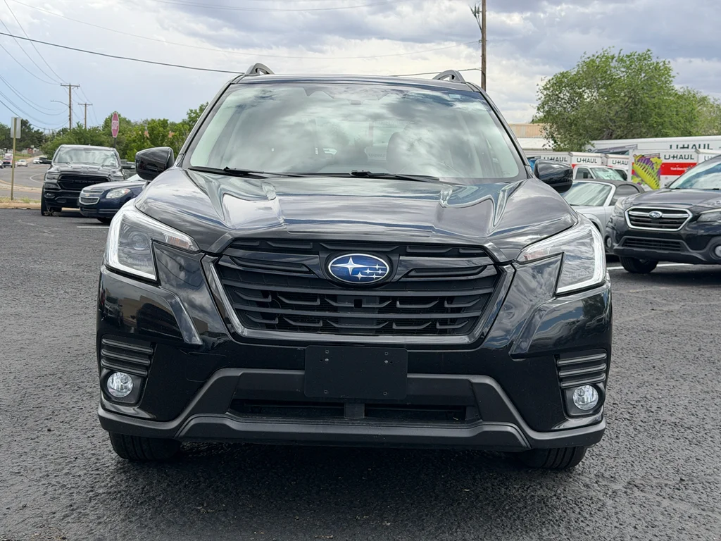 Used 2022 Crystal Black Silica Subaru Premium image 2