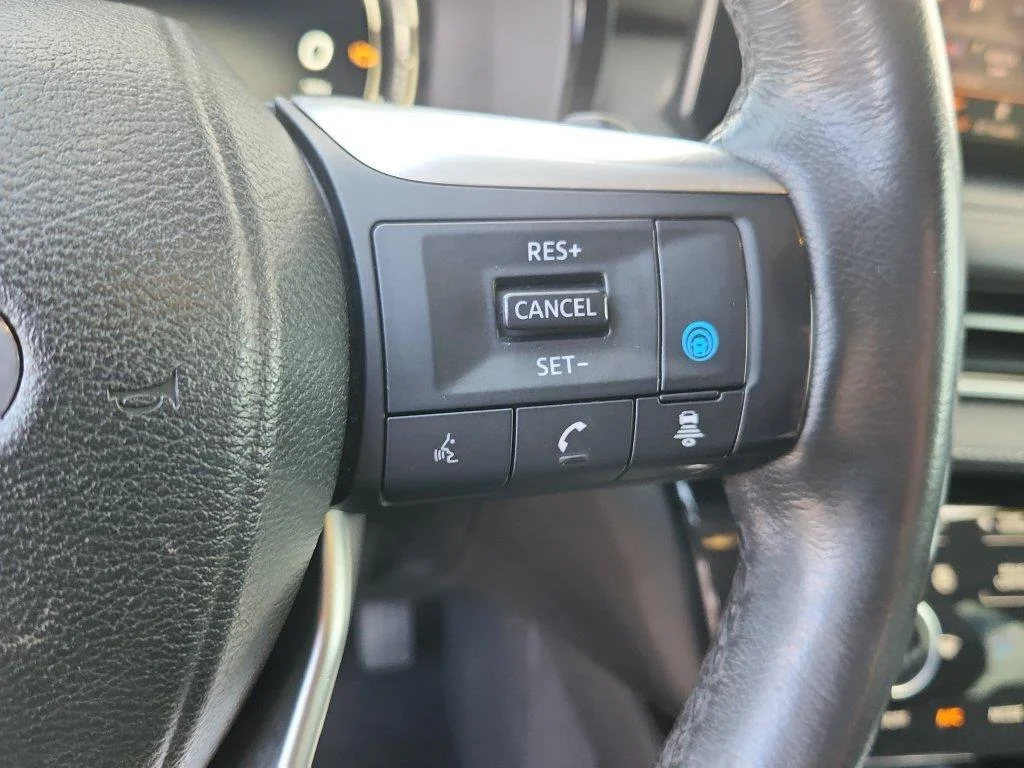 Used 2022 Graphite Shadow INFINITI LUXE image 24