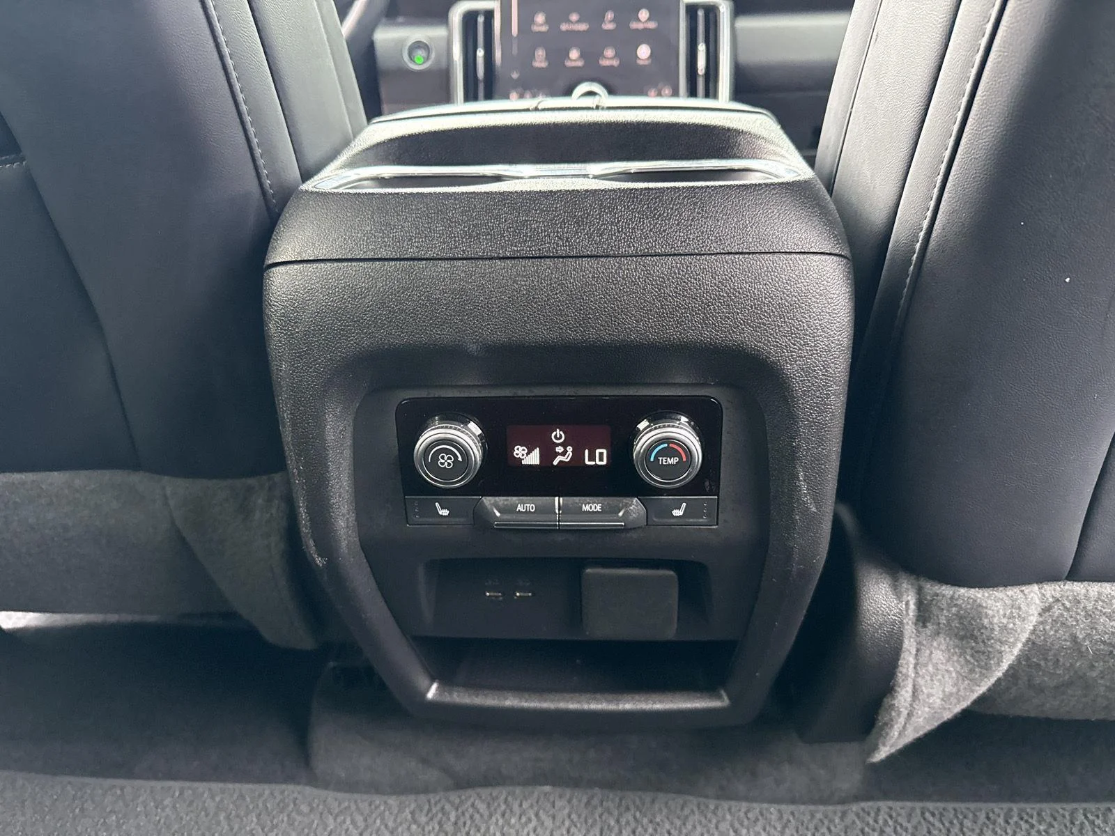 Used 2024 Summit White GMC Denali image 24