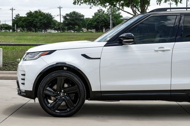 Used 2025 White Land Rover Dynamic SE image 14