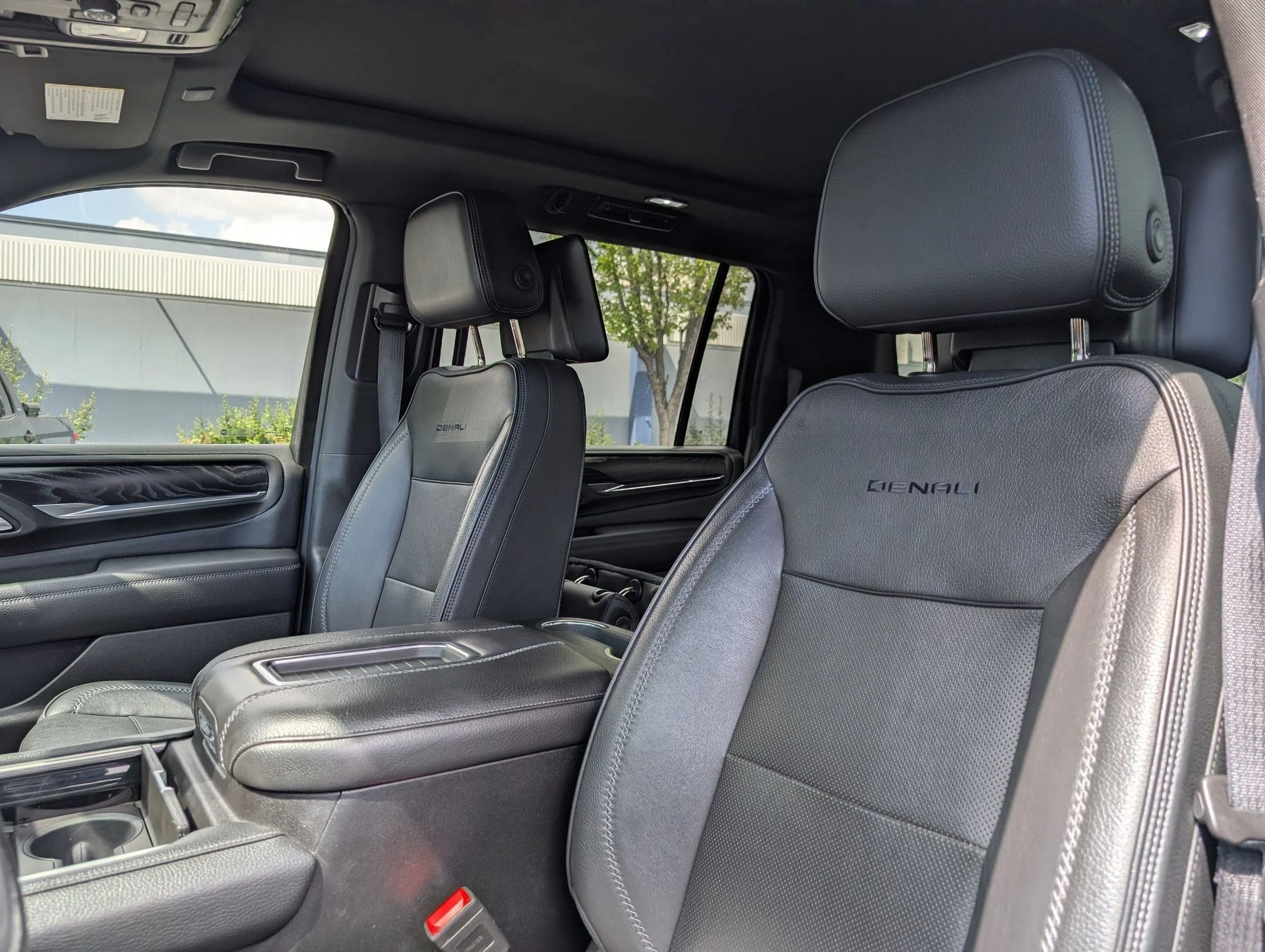 2021 GMC Yukon XL Denali - Photo 25