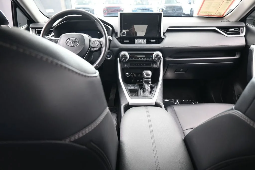 Used 2025 Blueprint Toyota XLE Premium image 37
