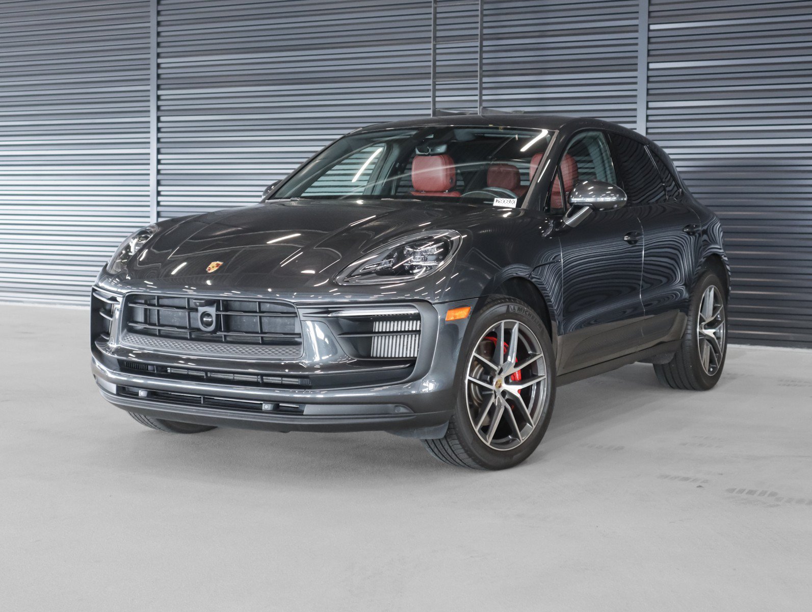 2024 Porsche Macan S