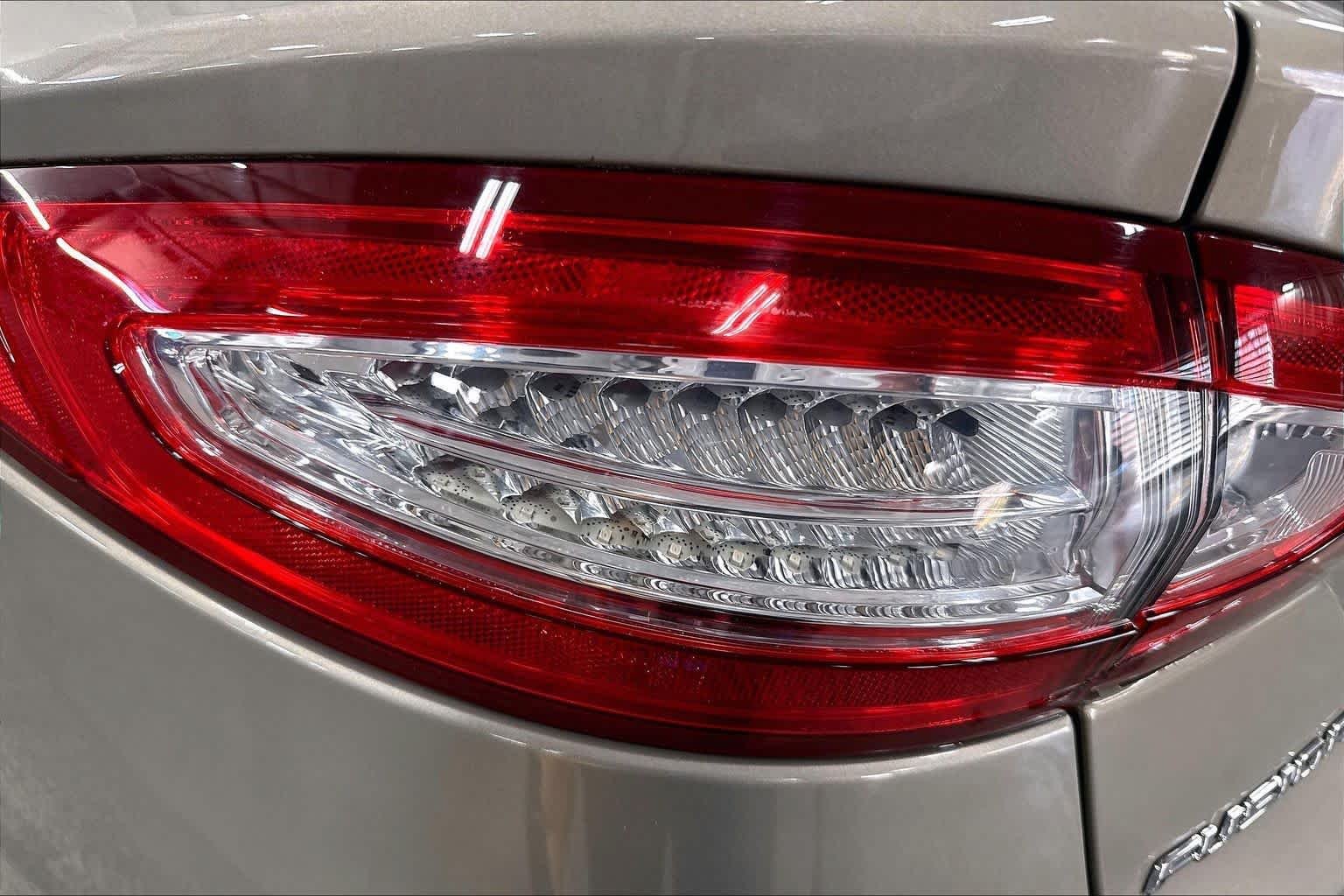 Used 2015 Tectonic Ford SE image 28