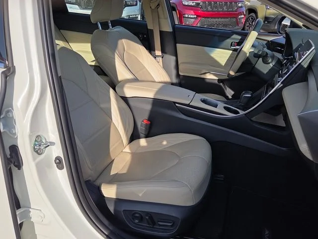 Used 2020 Beige Toyota Limited image 15