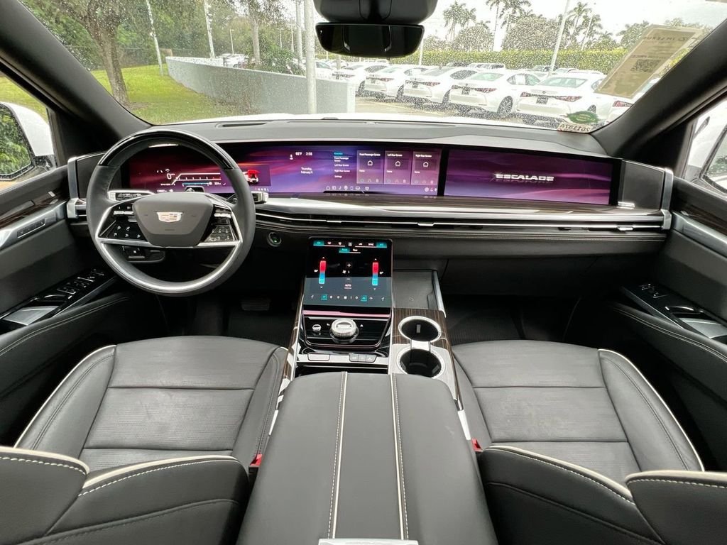 2025 Cadillac Escalade Premium Luxury - Photo 21