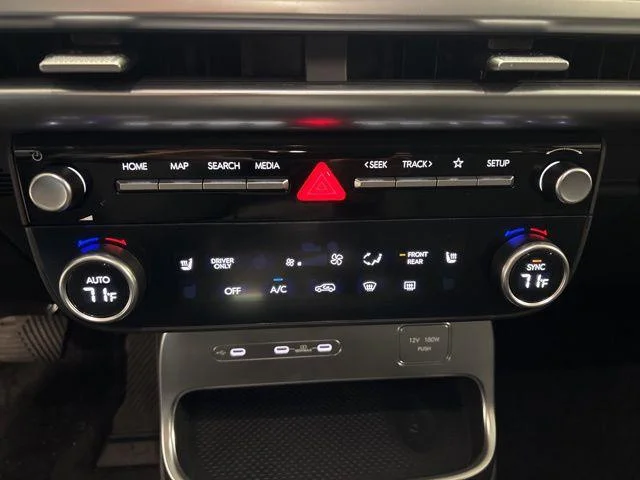 2026 Hyundai IONIQ 9 SE - Photo 24