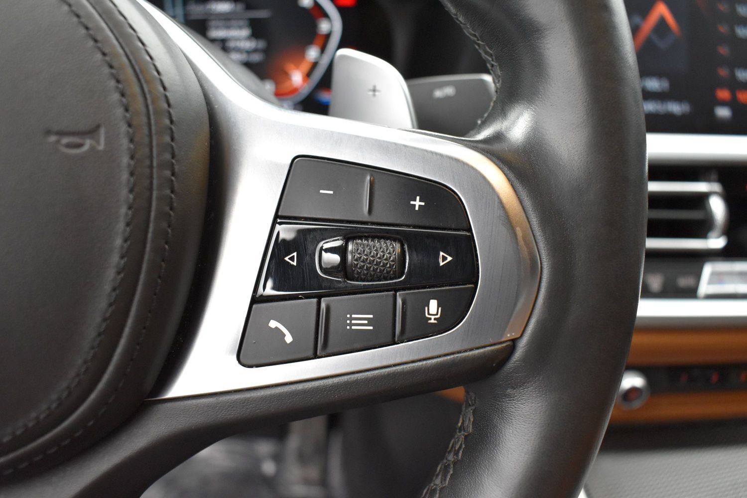 Used 2020 Black Sapphire Metallic BMW M340i xDrive image 7