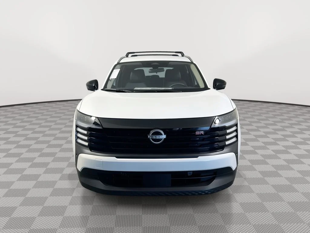 New 2026 White Nissan SR image 3