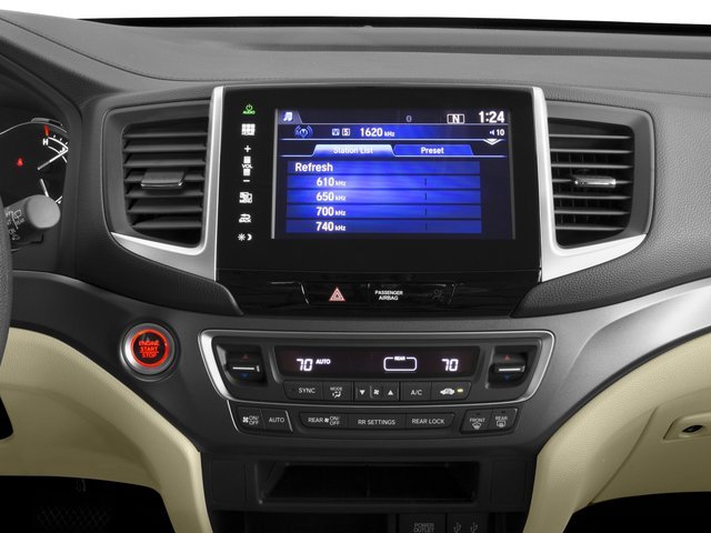 Used 2016  Honda EX image 9