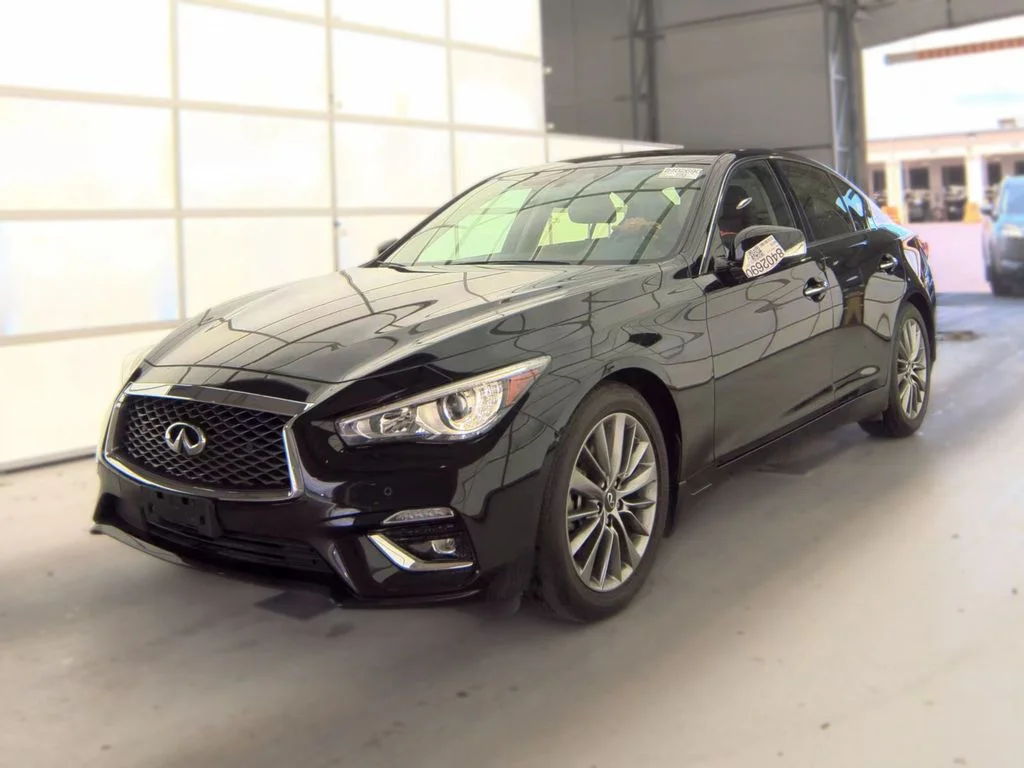 2023 INFINITI Q50
