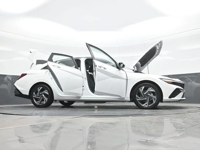 New 2026 White Hyundai Limited image 21