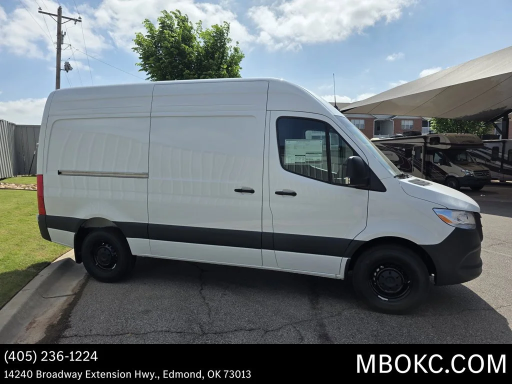 Used 2026 Arctic White Mercedes-Benz Cargo 144 WB image 3