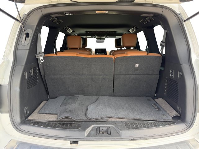 Used 2022 White INFINITI Sensory image 18