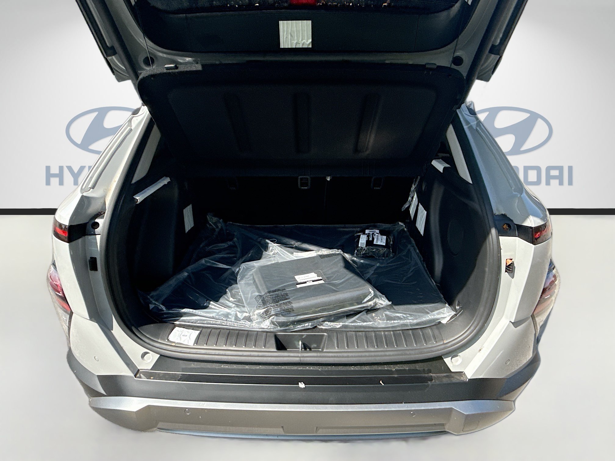 New 2026 Cyber Gray Metallic Hyundai Limited FWD image 44