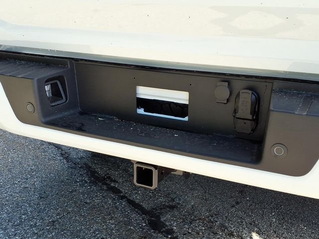 New 2026 White Ford XLT image 7