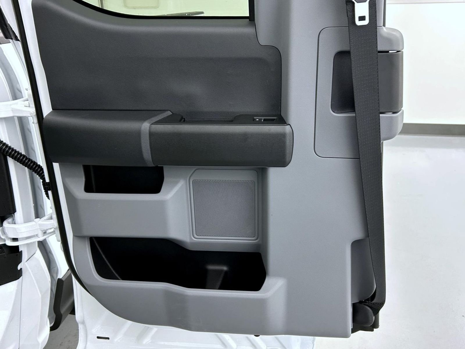 New 2026 Oxford White Ford XL image 20