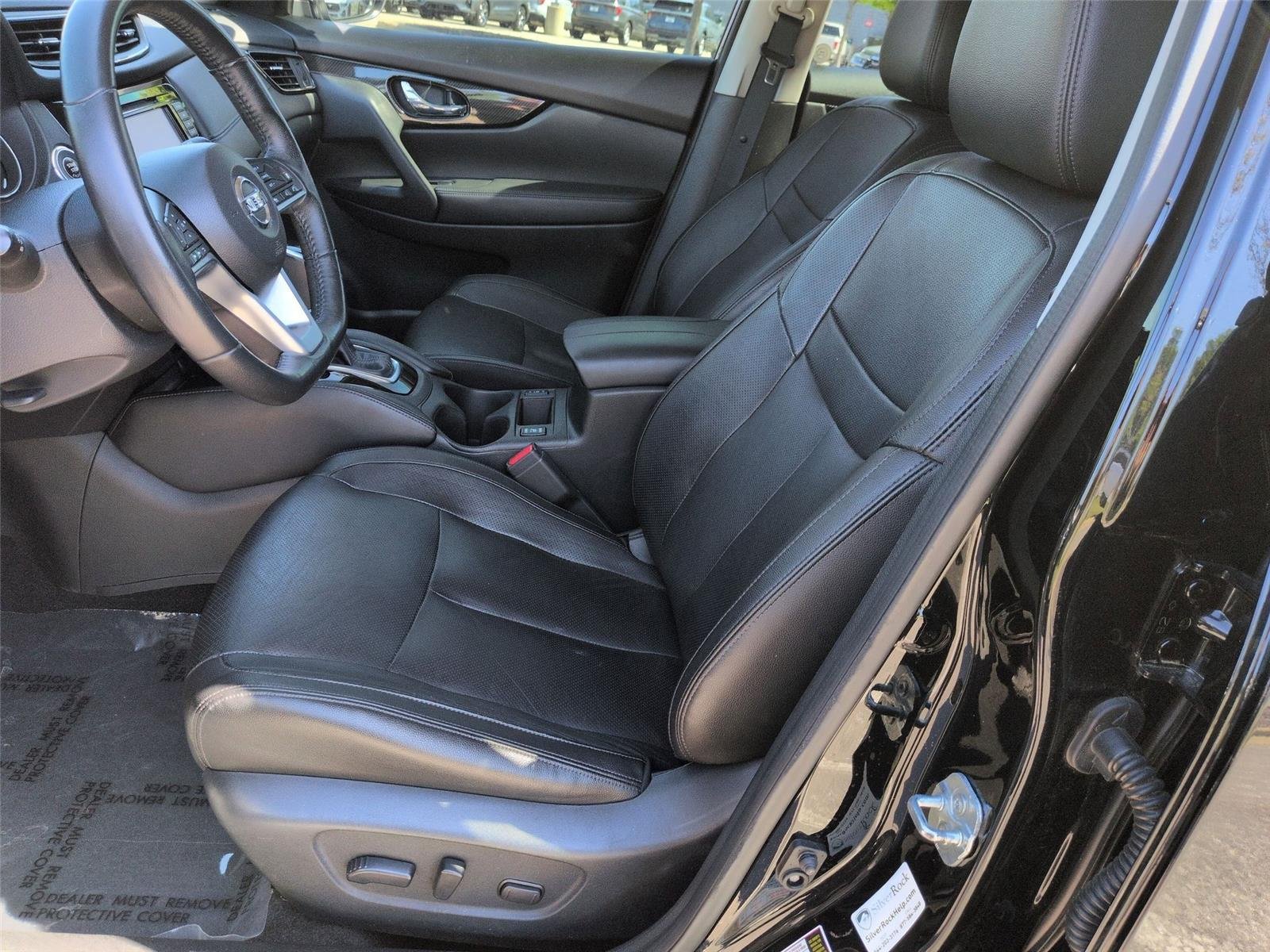 Used 2018 Magnetic Black Nissan SL image 18