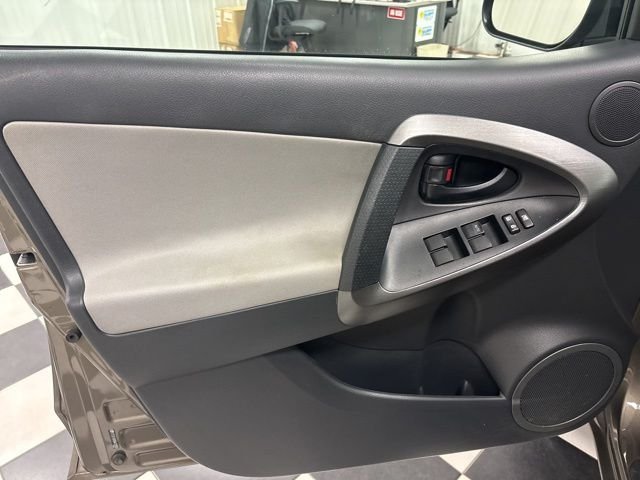 2012 Toyota RAV4 Base - Photo 14