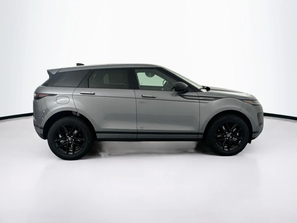 New 2026 Eiger Grey Land Rover Core S image 4