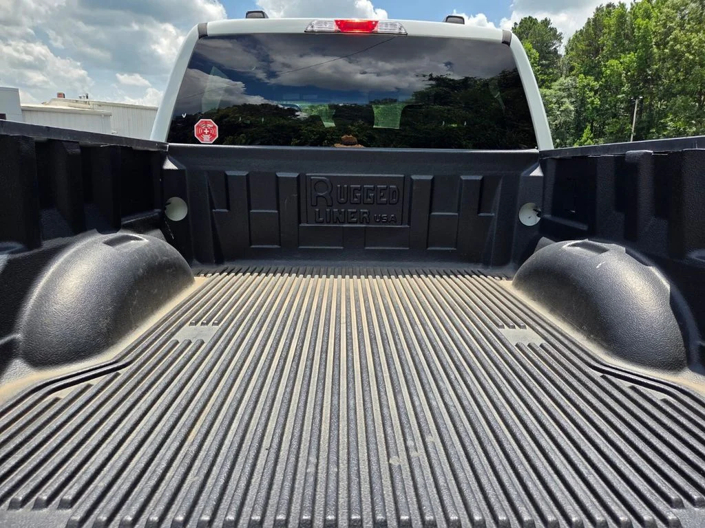 Used 2022 White Ford XLT image 18