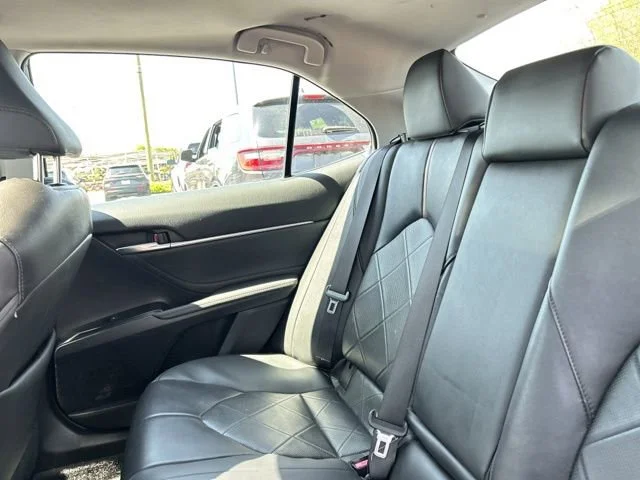 Used 2018 Gray Toyota XLE image 18