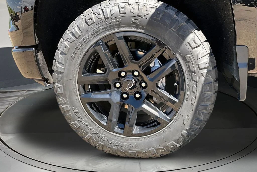 Used 2023 Black Chevrolet Custom Trail Boss image 34