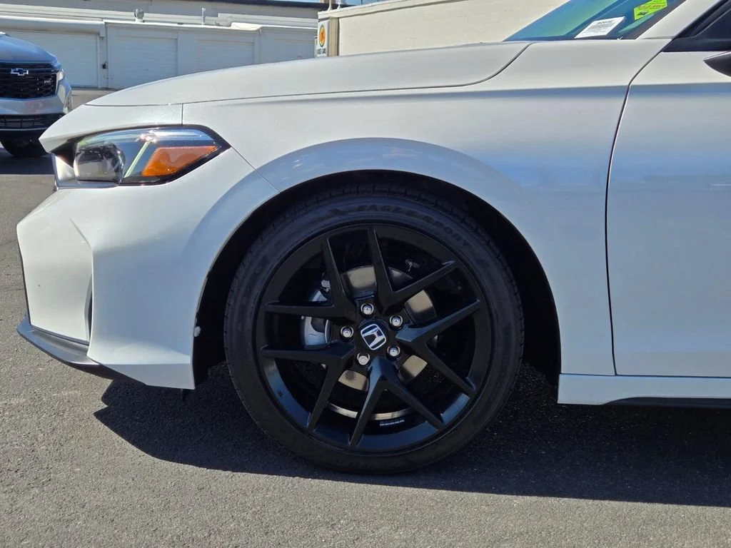 Used 2025 White Honda Sport image 9