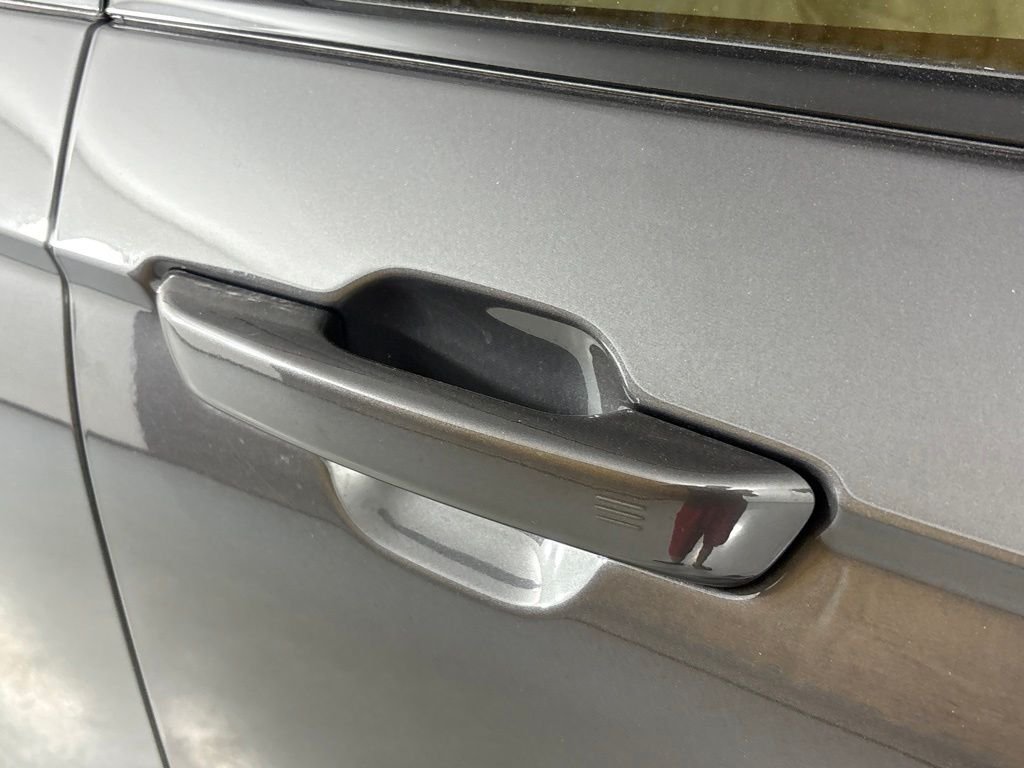 New 2026 Baltic Gray Metallic Clearcoat Jeep Limited image 12
