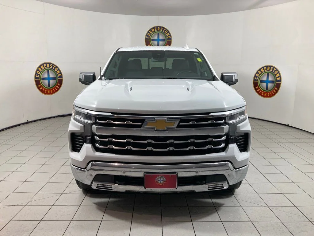 Used 2023 White Chevrolet LTZ image 21