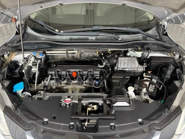 Used 2017 Silver Honda LX image 27
