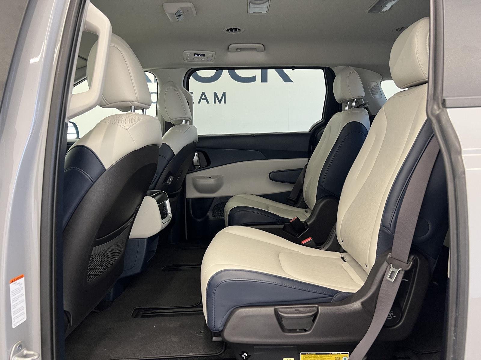 Used 2026 Ceramic Silver Kia EX image 23